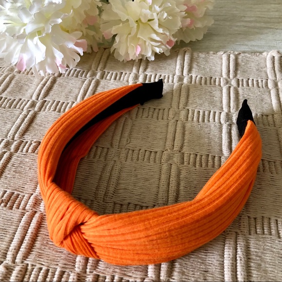 Ashley Sunshine Accessories - ASHLEY SUNSHINE Orange Blossom Knotted Headband